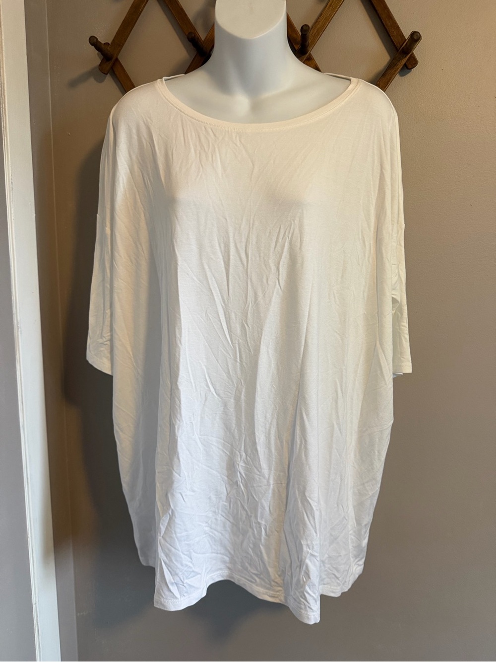 Eileen Fisher Viscose Jersey Boxy Drop Shoulder Tunic Top White Size M
